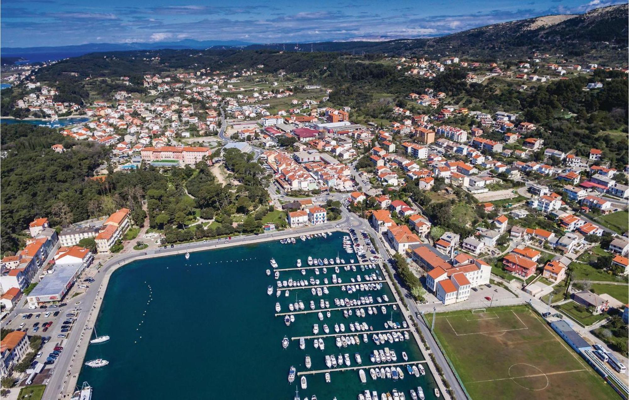 1 Bedroom Awesome Apartment In Supetarska Draga Exterior foto